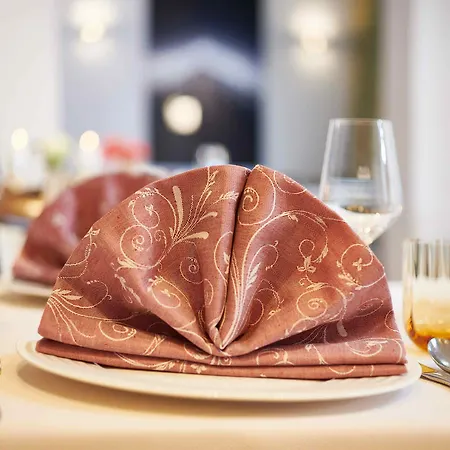 Hotel Seeschloss Hotel Sellin (Rugen)