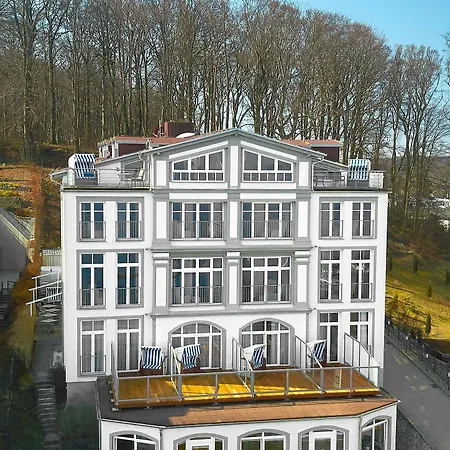 호텔 Seeschloss Sellin (Rugen)