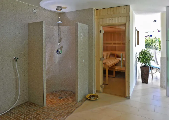 Hotel Seeschloss Sellin (Rugen)